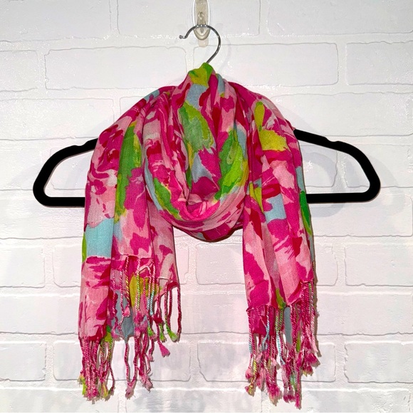 Lilly Pulitzer Holy Grail First Impressions Hotty Pink Scarf The Lilly Scarf 🦄 - Picture 10 of 13